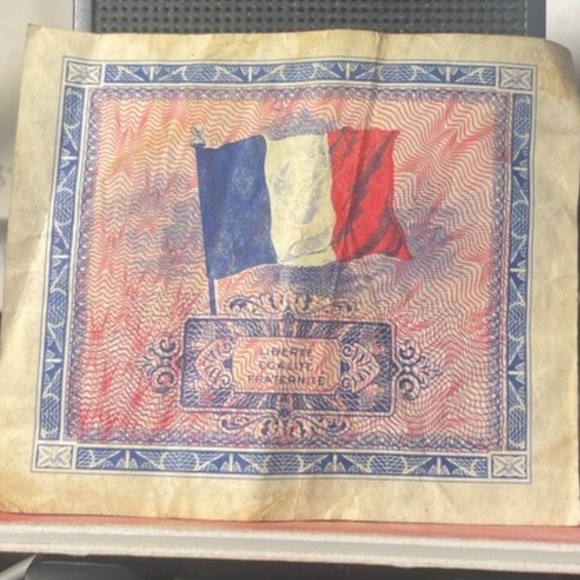 Two 1944 WW2 Sue Military Currency France 2 FRANCS World War II# 205488589517 - Picture 5 of 6